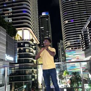 Meet your Posher, Jose mario